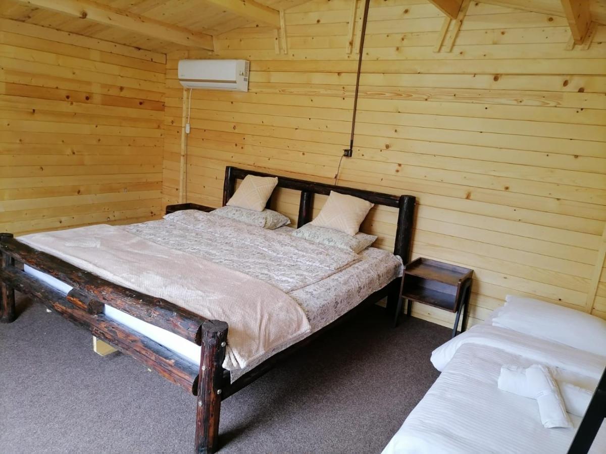 Edelweiss Guesthouse, Glamping And Camping Suhaia Екстер'єр фото